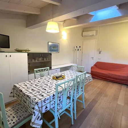 Lungomare Seafront - Goelba Apartment Marina di Campo
