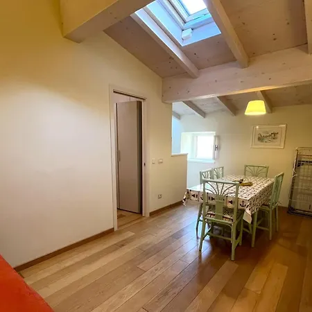 Apartment Lungomare Seafront - Goelba *