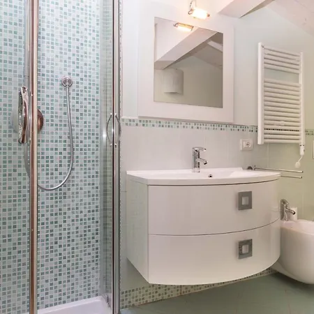 Lungomare Seafront - Goelba Apartment *