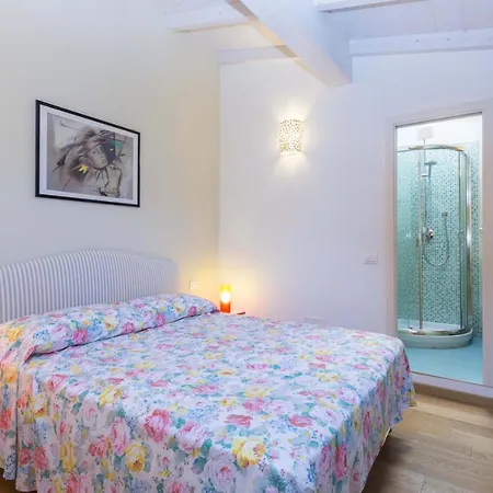 Lungomare Seafront - Goelba Apartment *