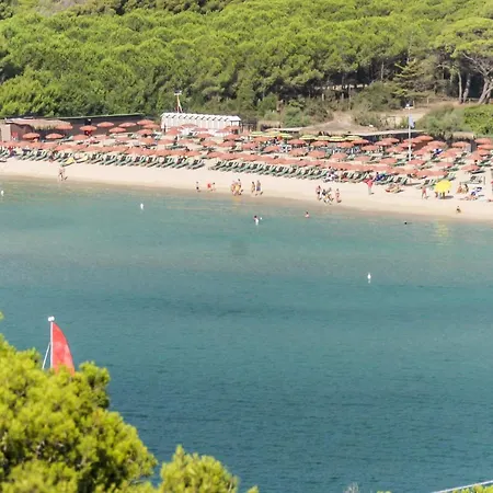 Apartment Lungomare Seafront - Goelba *